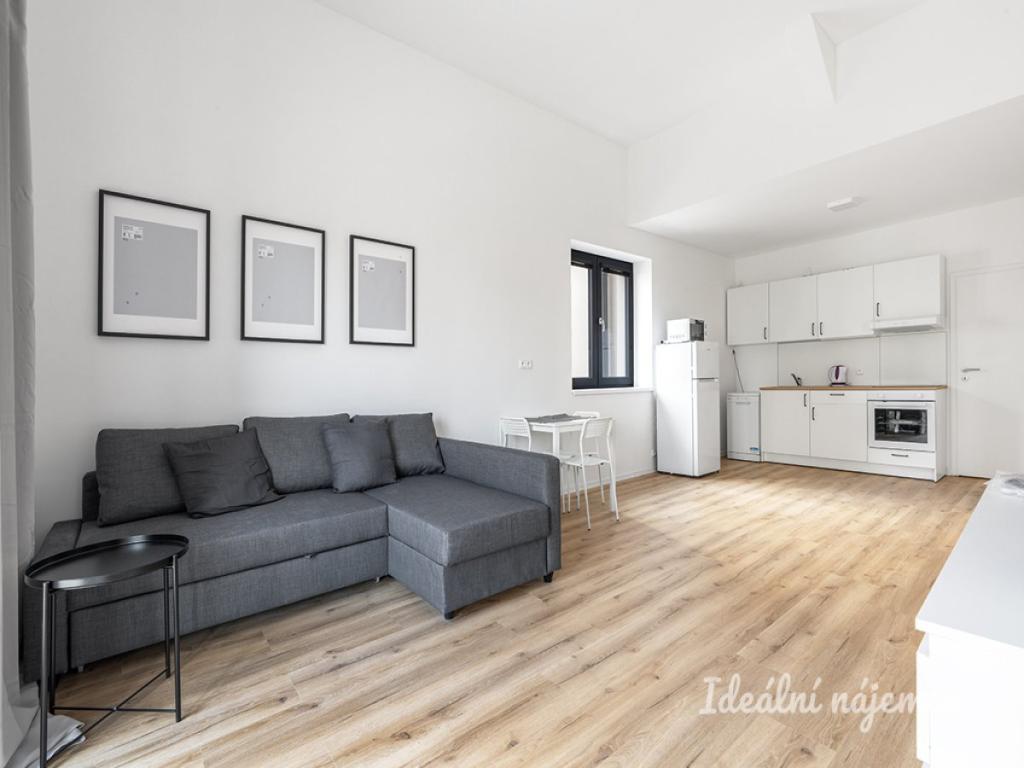 Pronájem bytu 2+kk 67 m2