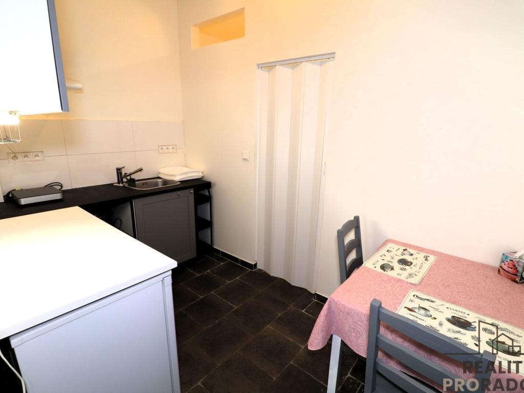 Pronájem bytu 1+1 30 m2