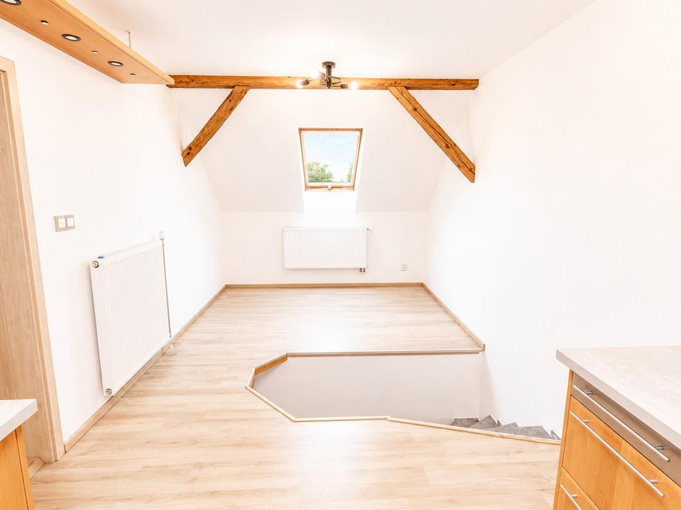 Pronájem bytu 2+1 58 m2