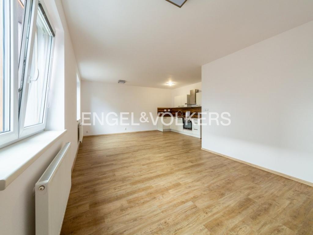 Pronájem bytu 3+kk 75 m2