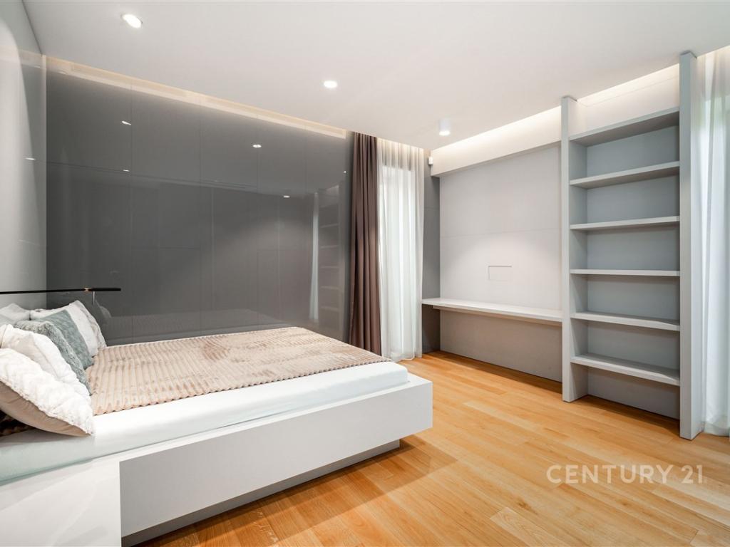 Pronájem bytu 3+kk 137 m2, Praha – náhled fotky 12
