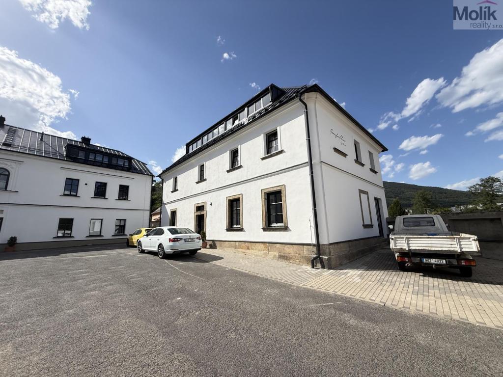 Pronájem bytu 2+kk 52 m2