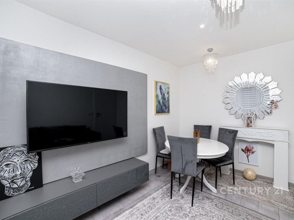 Pronájem bytu 2+1 56 m2