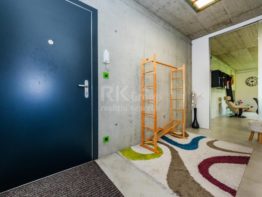 Pronájem bytu 3+kk 81 m2, Praha – náhled fotky 19