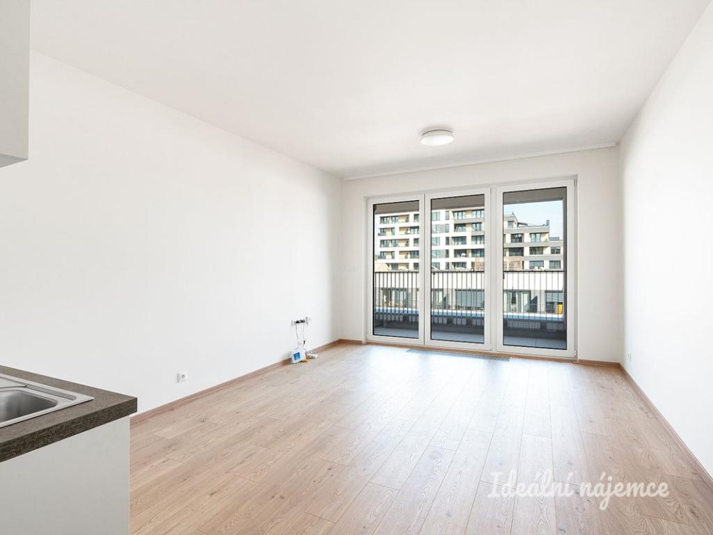 Pronájem bytu 1+kk 32 m2