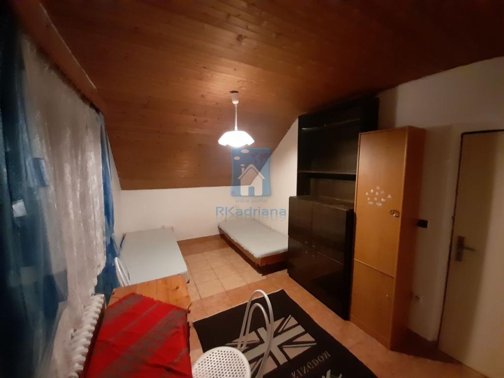 Pronájem atypicky, Plzeň - Jarní, 1 Kč, 15 m2