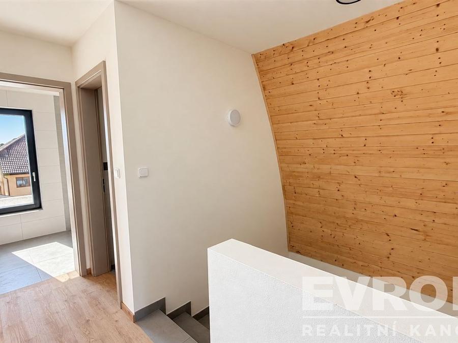 Pronájem domu 165 m2, Vrchlabí – náhled fotky 10