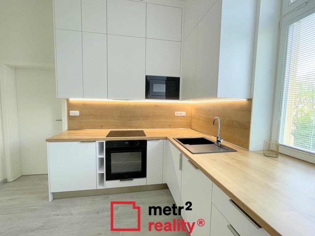 Pronájem bytu 1+1 50 m2