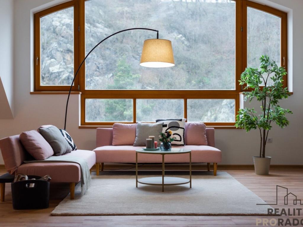Pronájem bytu 2+kk 112 m2