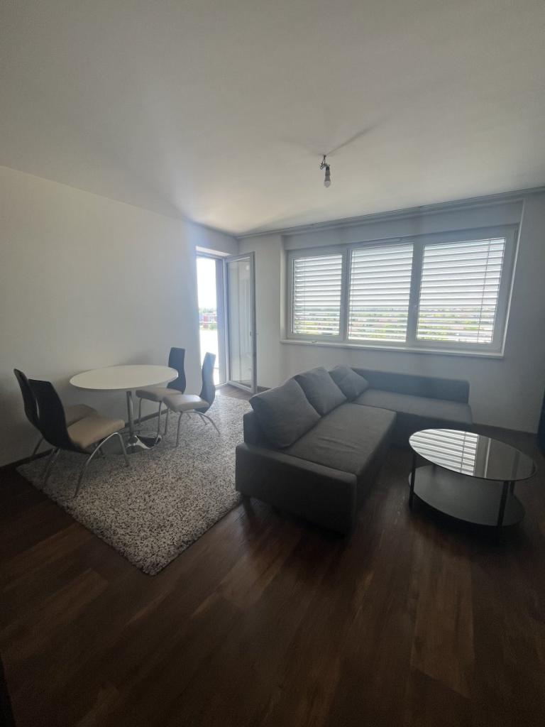 Pronájem bytu 2+kk 60 m2