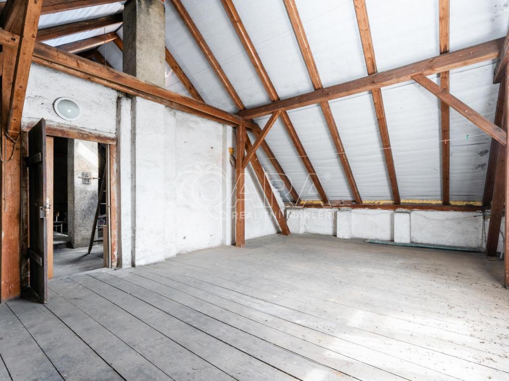 Prodej domu 180 m2, Velký Chlumec – náhled fotky 34