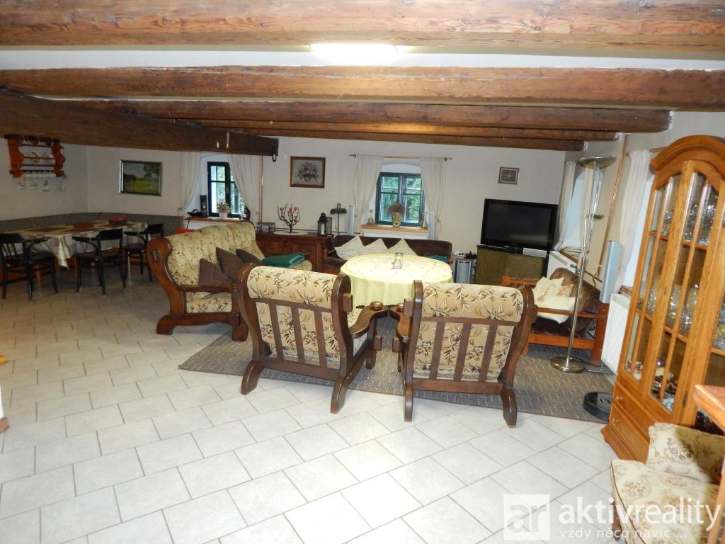 Prodej domu 200 m2, Klíny – náhled fotky 14