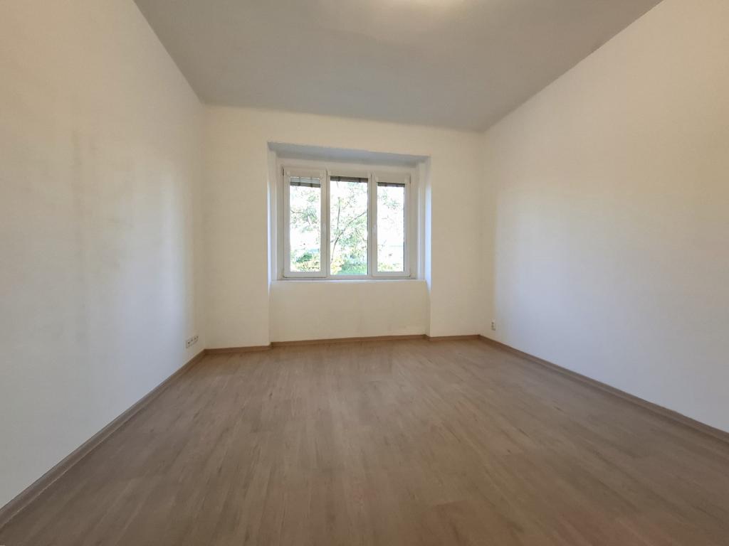 Pronájem bytu 1+kk 27 m2