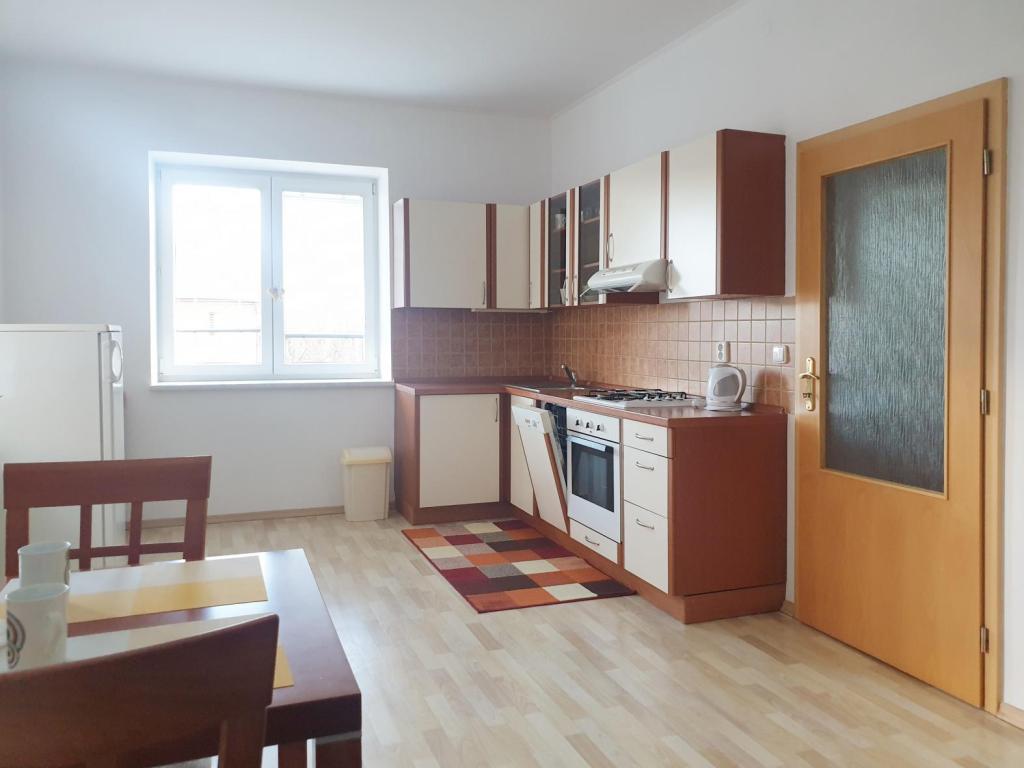 Pronájem bytu 3+1 103 m2