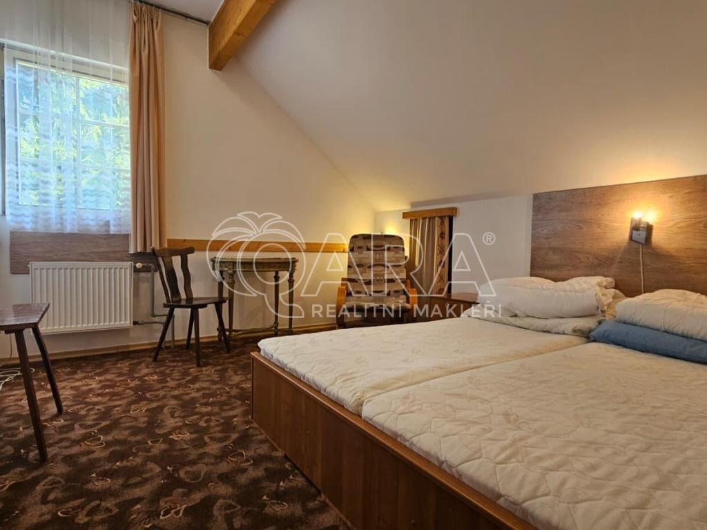 Pronájem bytu 1+1 35 m2