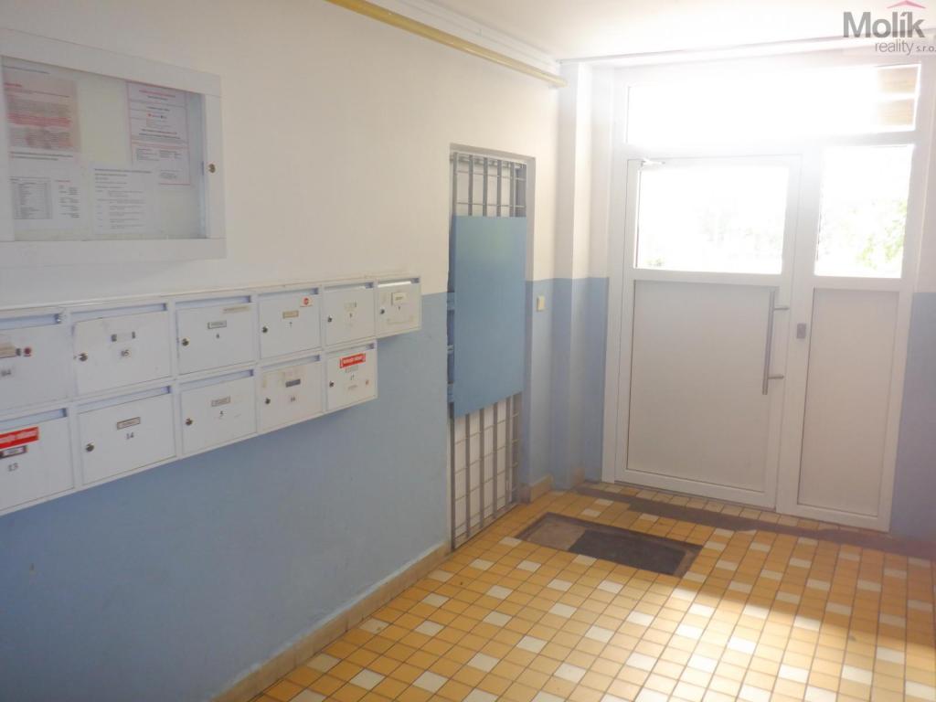 Pronájem bytu 1+1 36 m2, Chomutov – náhled fotky 32