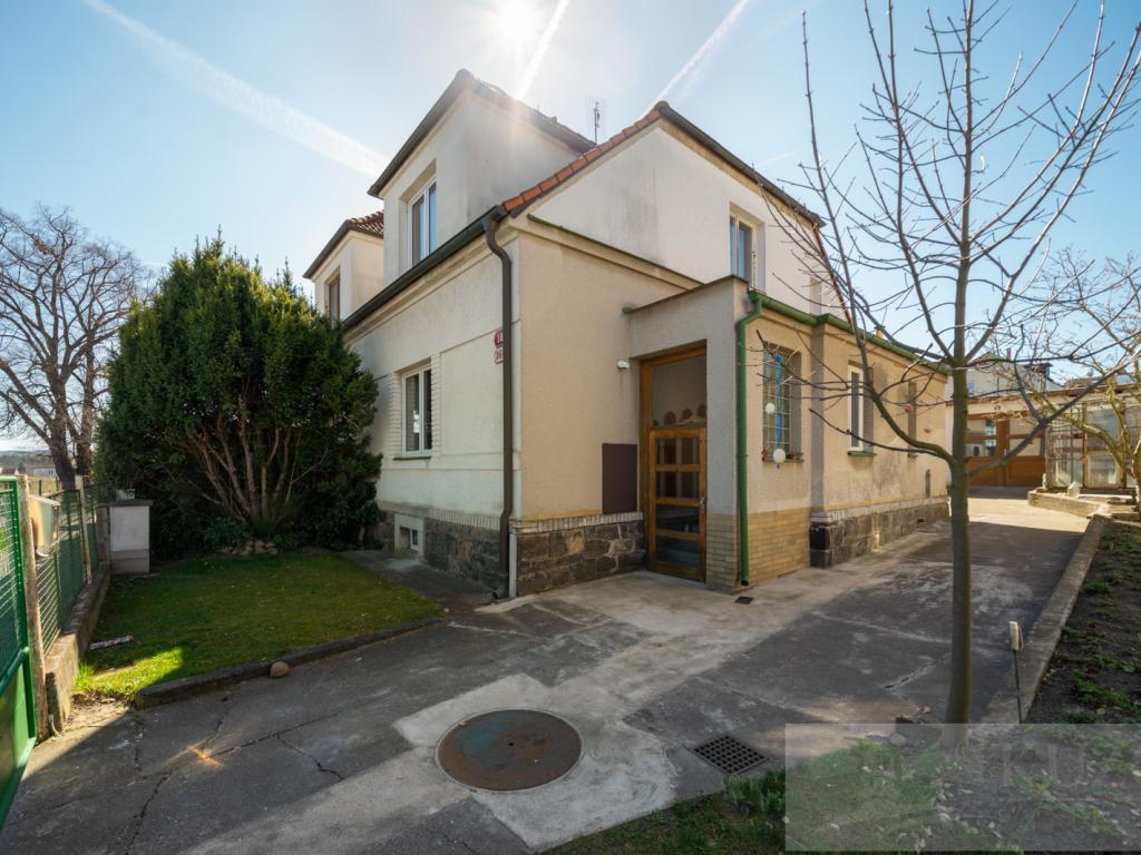 Listing 1