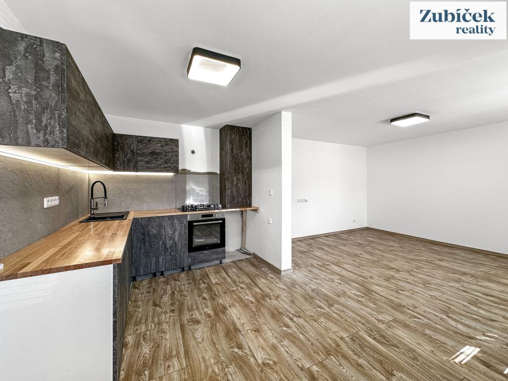 Pronájem domu 70 m2, Tlumačov – náhled fotky 7