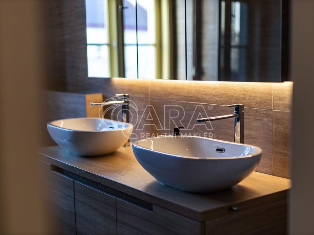 Pronájem bytu 3+kk 123 m2, Praha – náhled fotky 11