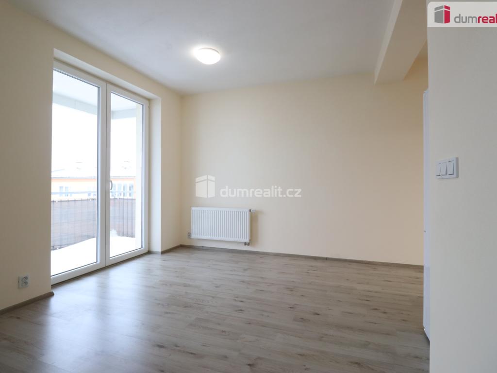Pronájem bytu 2+kk 39 m2, Nová Role – náhled fotky 9