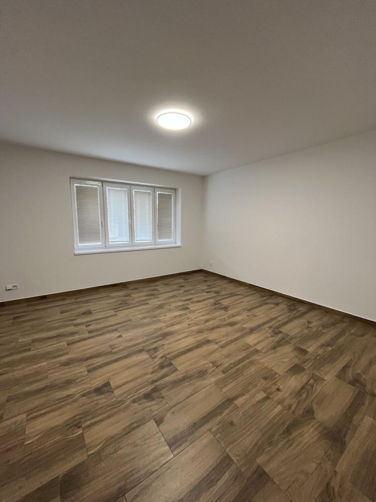 Pronájem bytu 2+1 68 m2