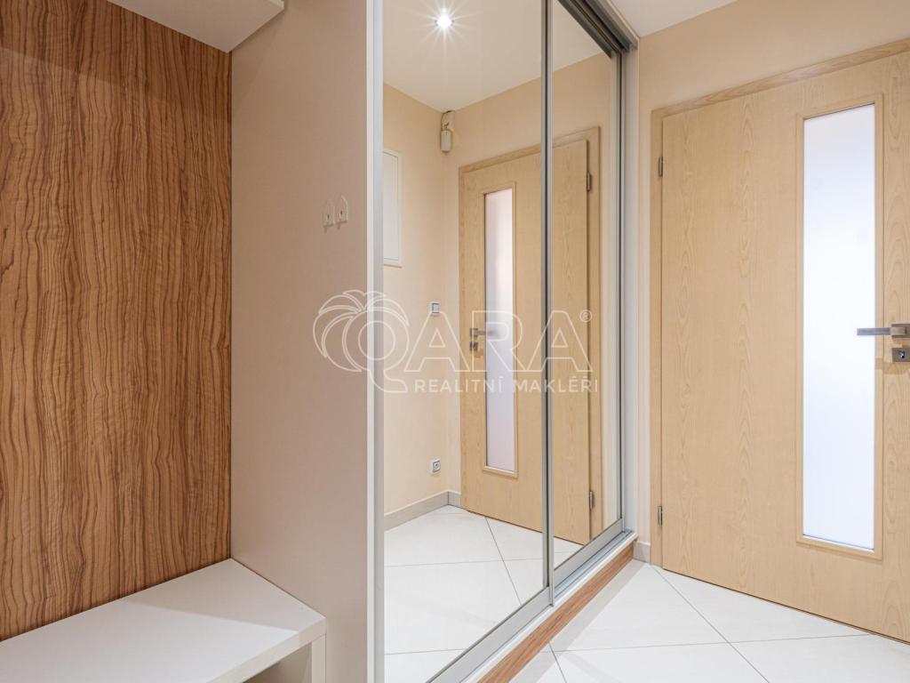 Pronájem bytu 1+kk 37 m2, Praha – náhled fotky 10