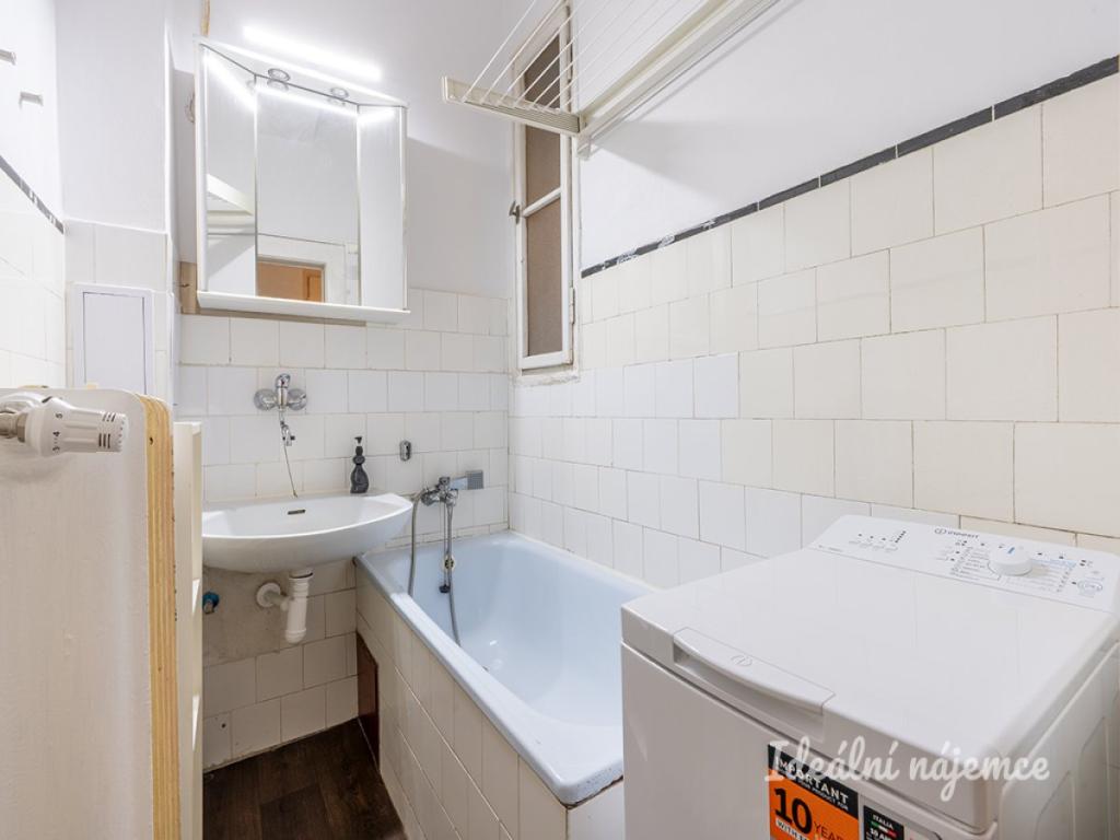 Pronájem bytu 1+kk 20 m2