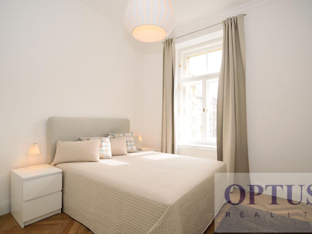 Pronájem bytu 5+kk 172 m2, Praha – náhled fotky 13