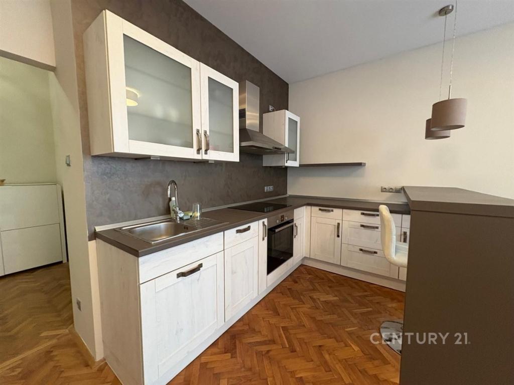Pronájem bytu 2+kk 51 m2, Praha – náhled fotky 11