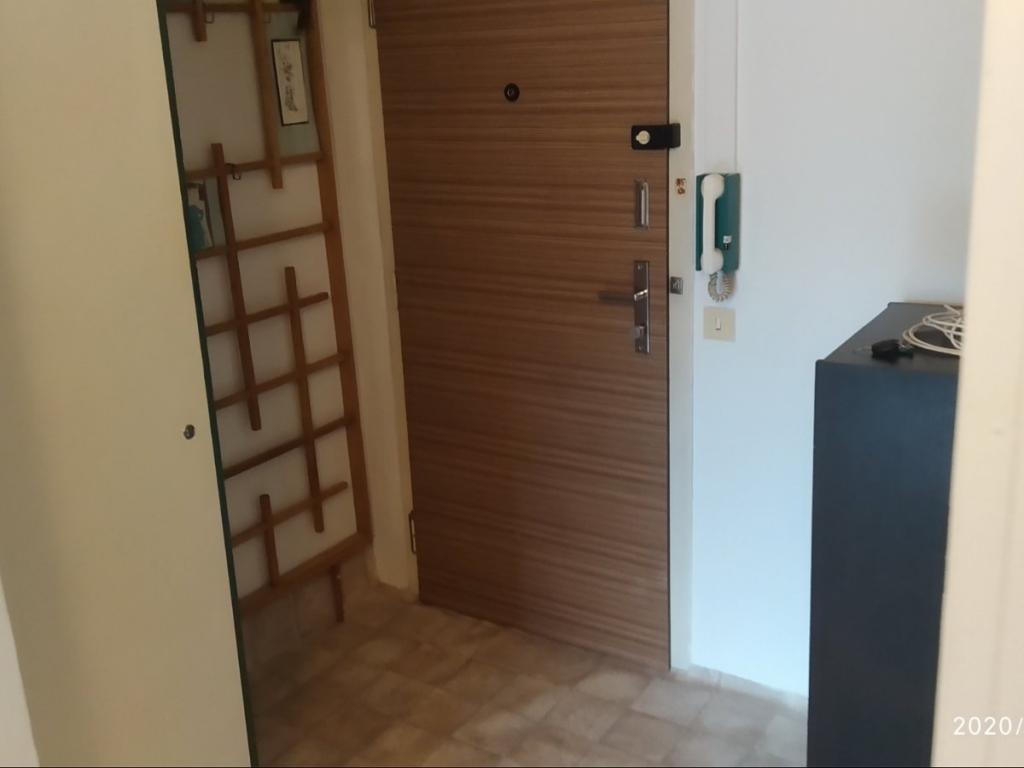 Spolubydleni bytu celý pokoj 9 m2
