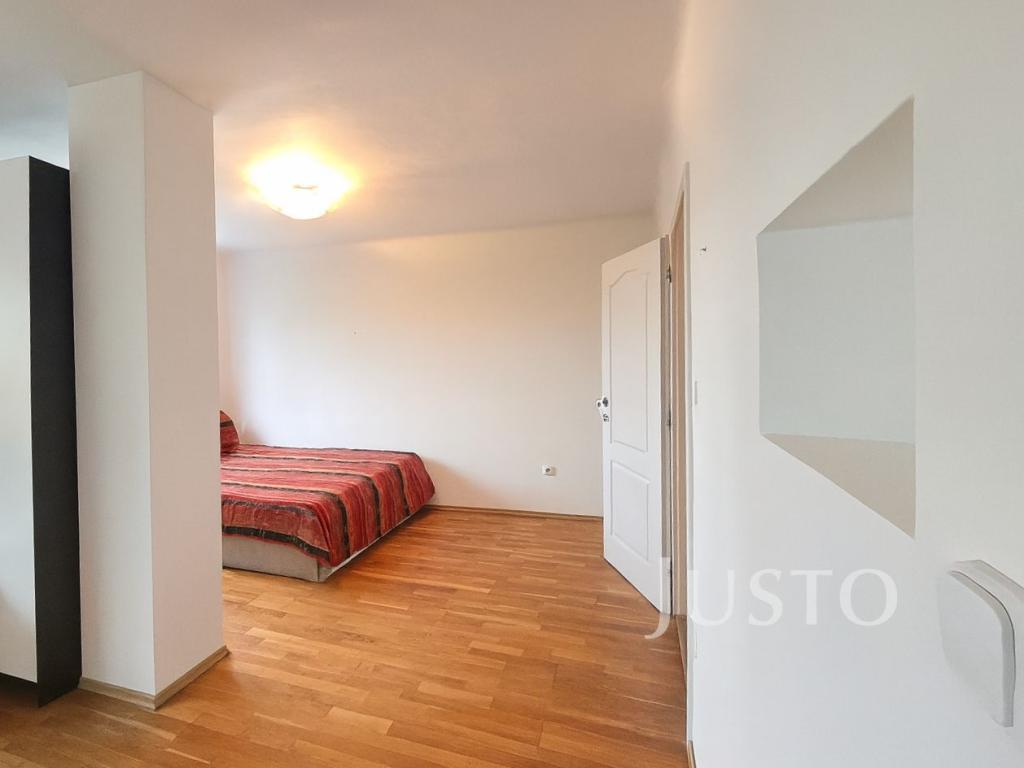 Pronájem bytu 1+1 55 m2