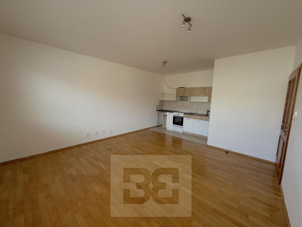 Pronájem bytu 1+kk 36 m2