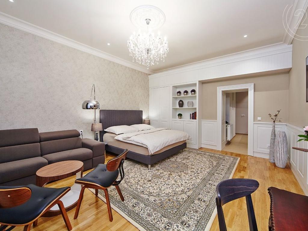 Pronájem bytu 1+1 42 m2