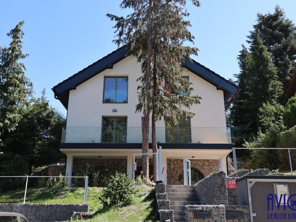 Pronájem bytu 4+kk 105 m2