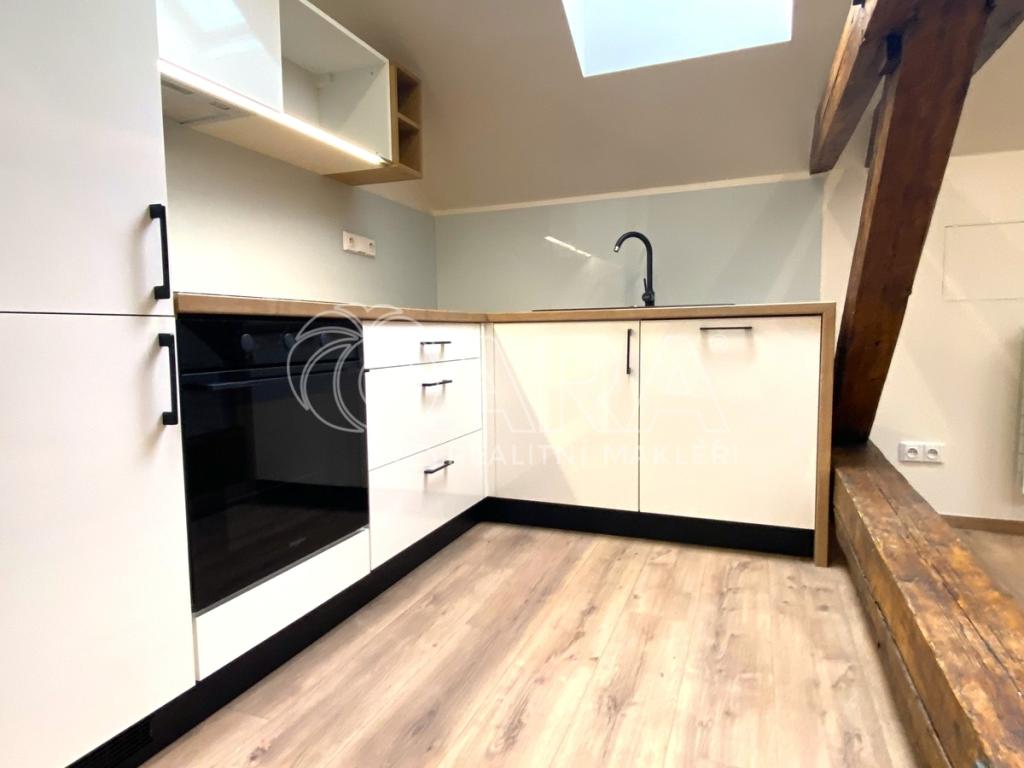 Pronájem bytu 2+kk 87 m2