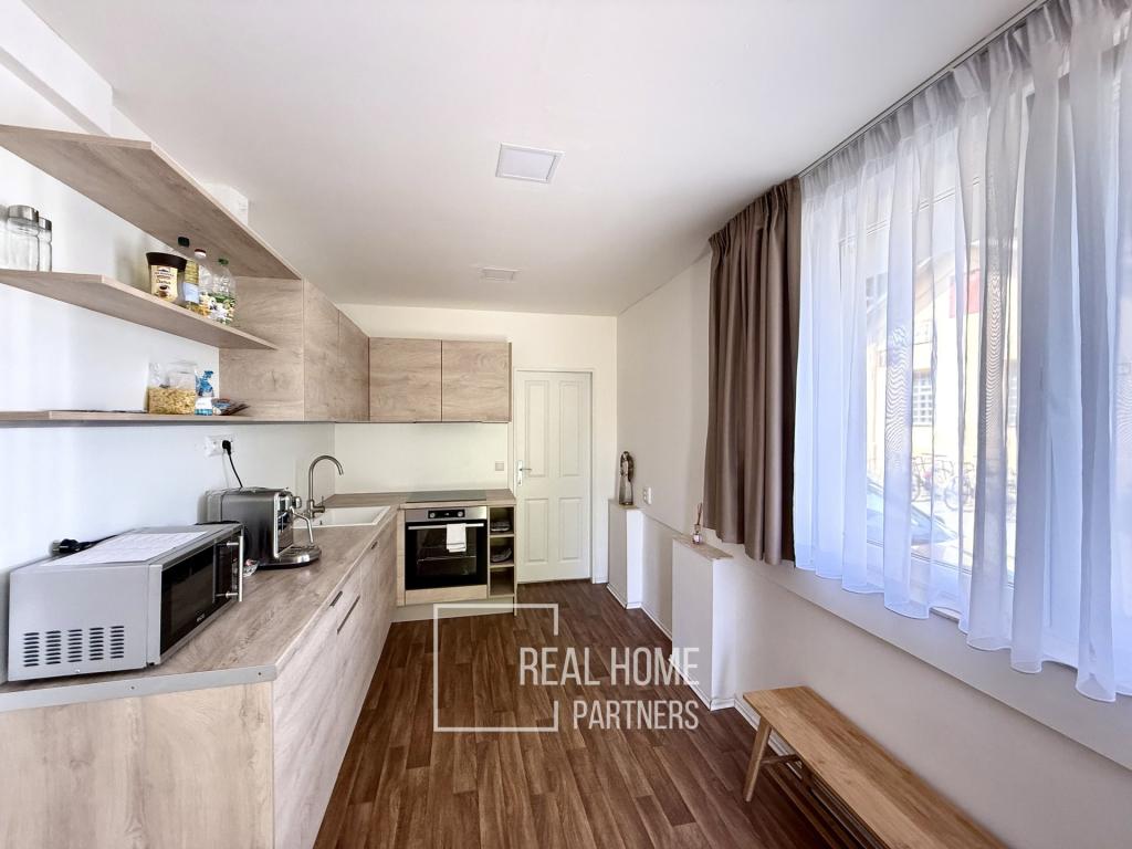 Prodej domu 359 m2, Březí – náhled fotky 12