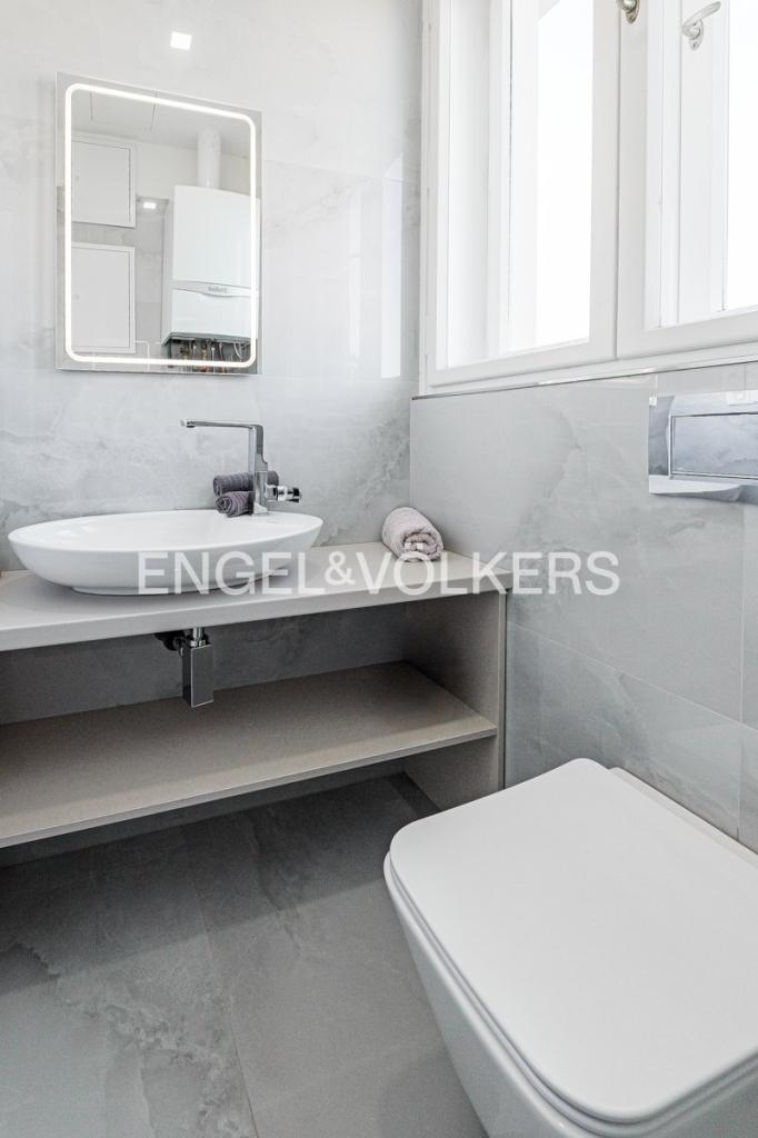 Pronájem bytu 4+1 142 m2, Praha – náhled fotky 11