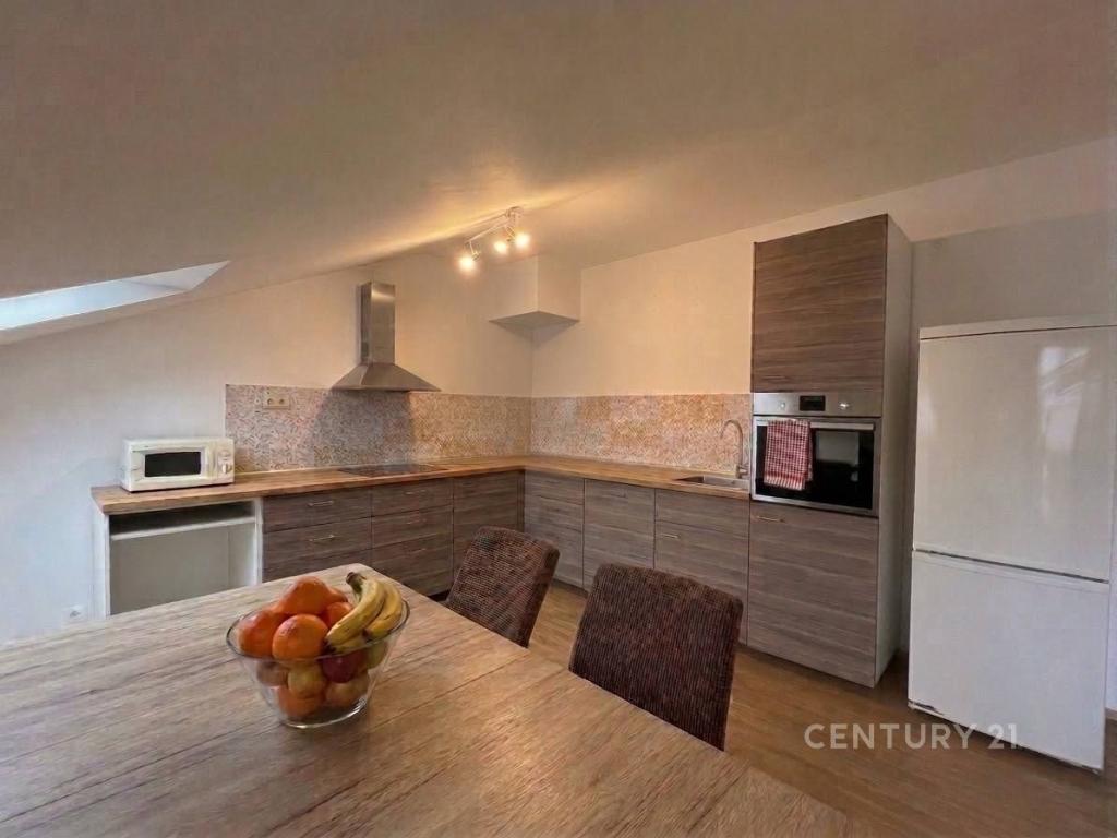 Pronájem bytu 2+kk 64 m2