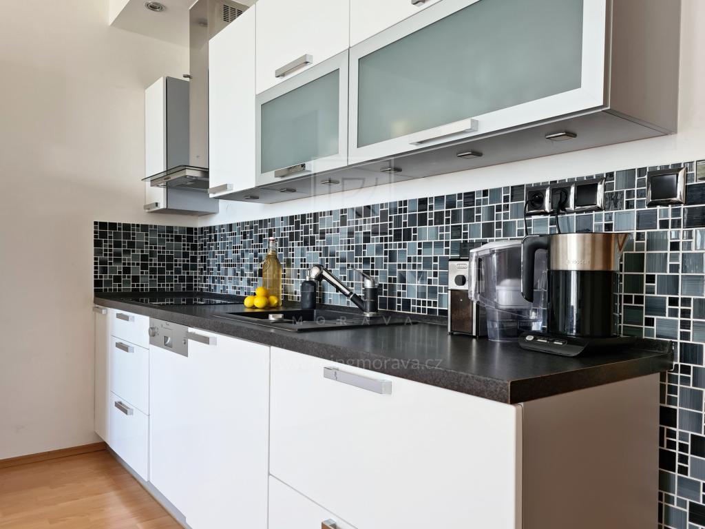 Pronájem bytu 2+kk 58 m2