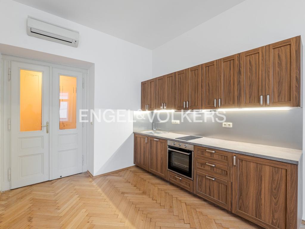 Pronájem bytu 2+kk 85 m2