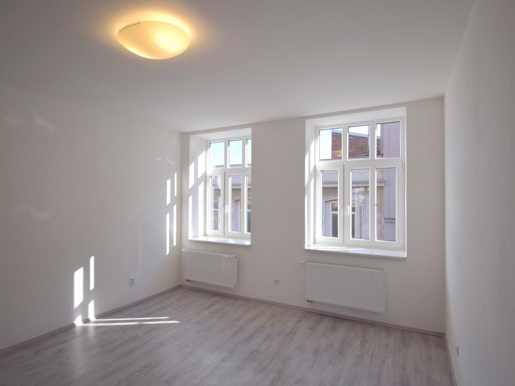 Pronajem bytu 4+1 90 m2
