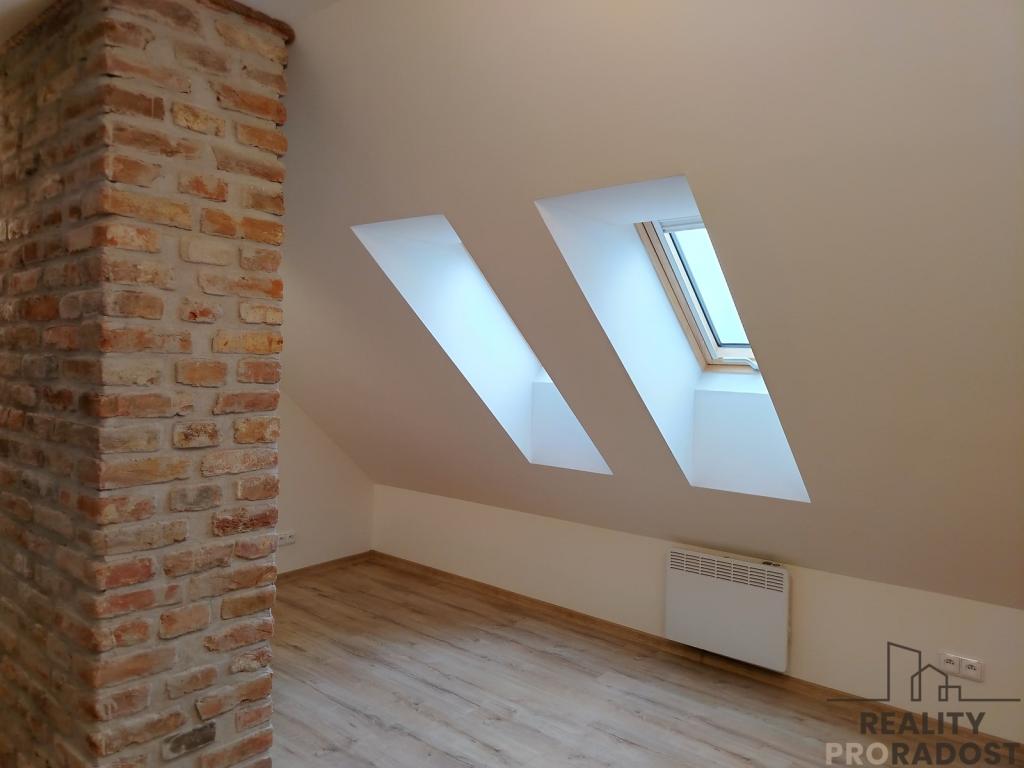 Pronájem bytu 3+kk 65 m2