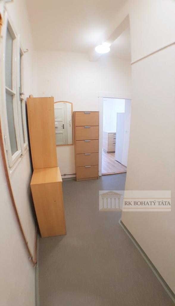 Pronájem bytu 2+kk 51 m2, Praha – náhled fotky 13