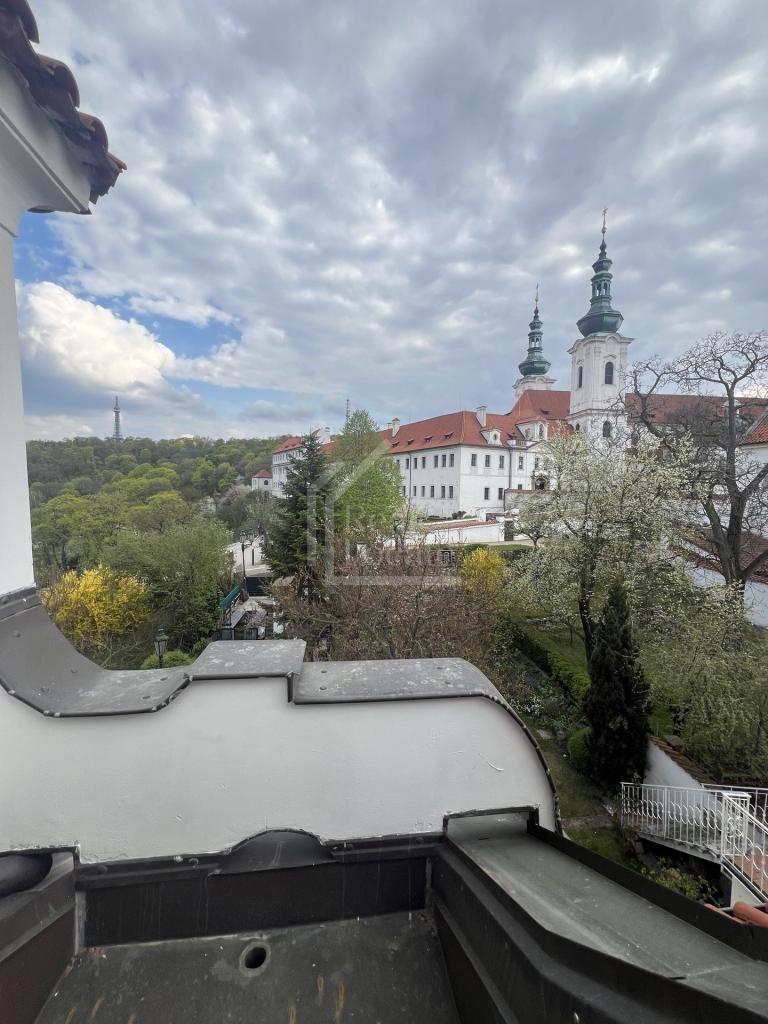 Pronájem bytu 3+kk 36 m2