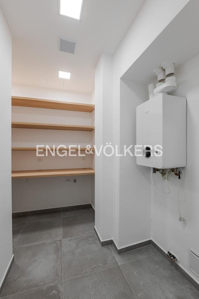Pronájem bytu 2+kk 90 m2, Praha – náhled fotky 8