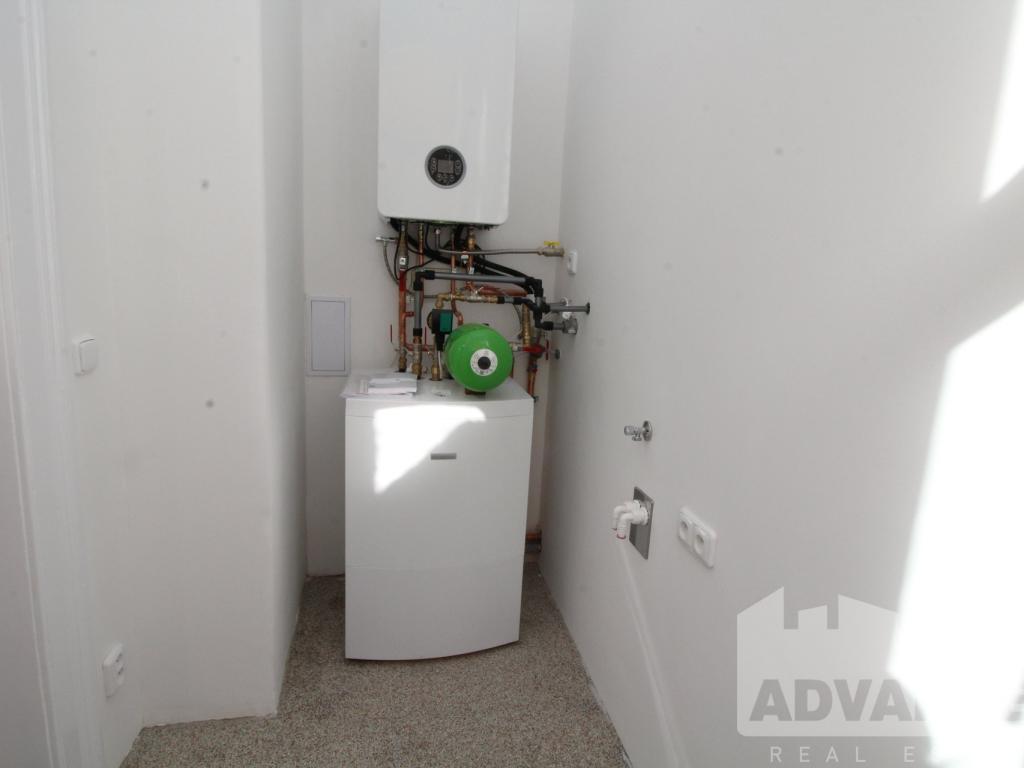 Pronájem bytu 3+kk 82 m2, Praha – náhled fotky 19