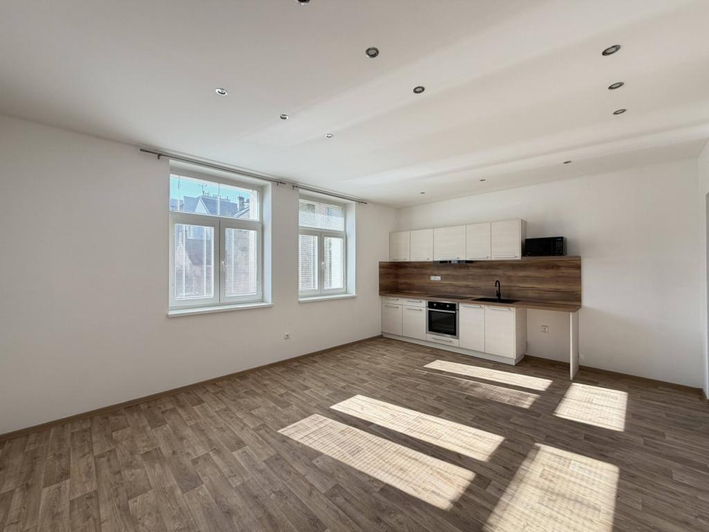 Pronájem bytu 2+kk 60 m2