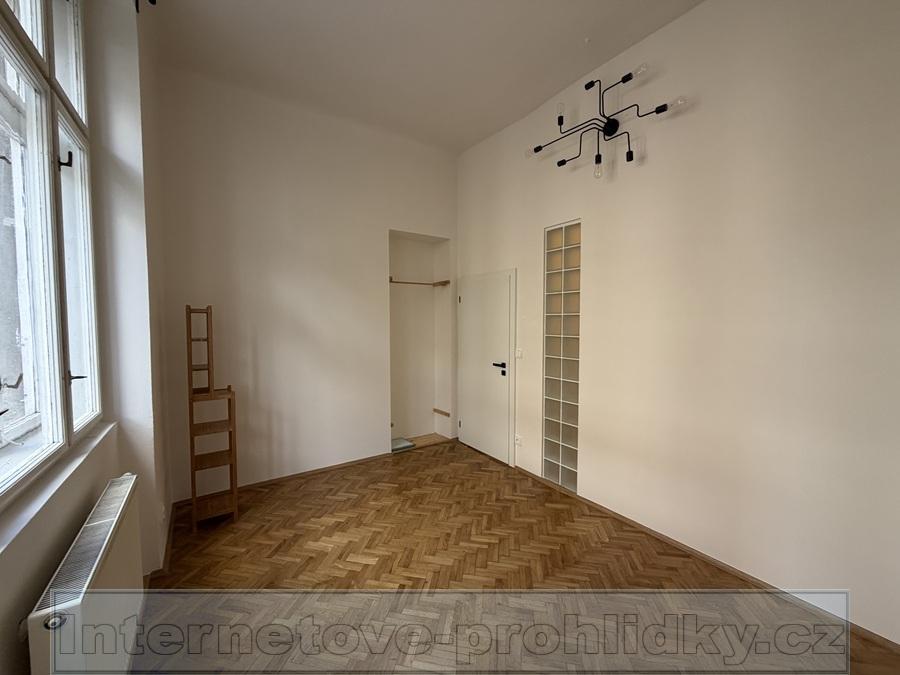 Pronájem bytu 2+1 74 m2
