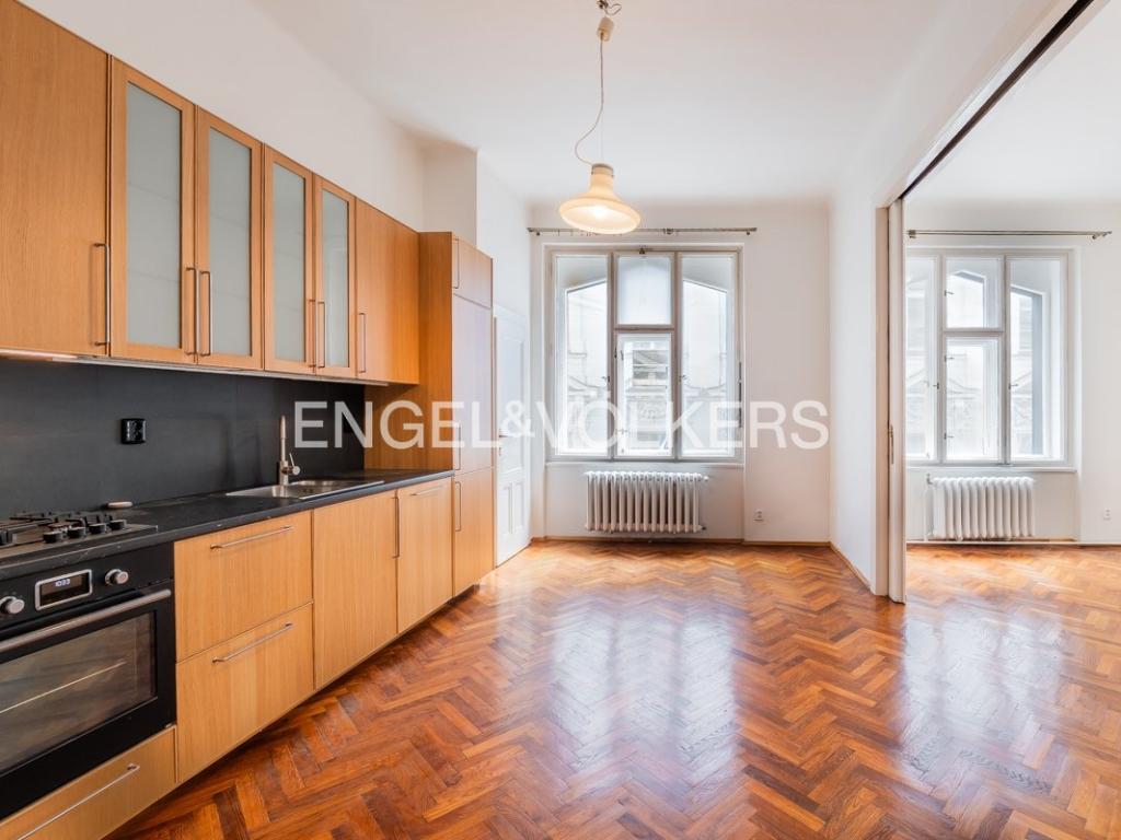 Pronájem bytu 3+kk 92 m2