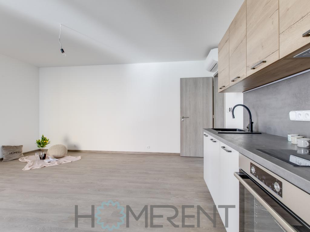 Pronájem bytu 1+kk 37 m2